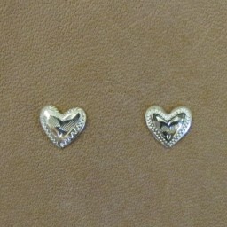 1/4″ 10k Gold Heart Earring