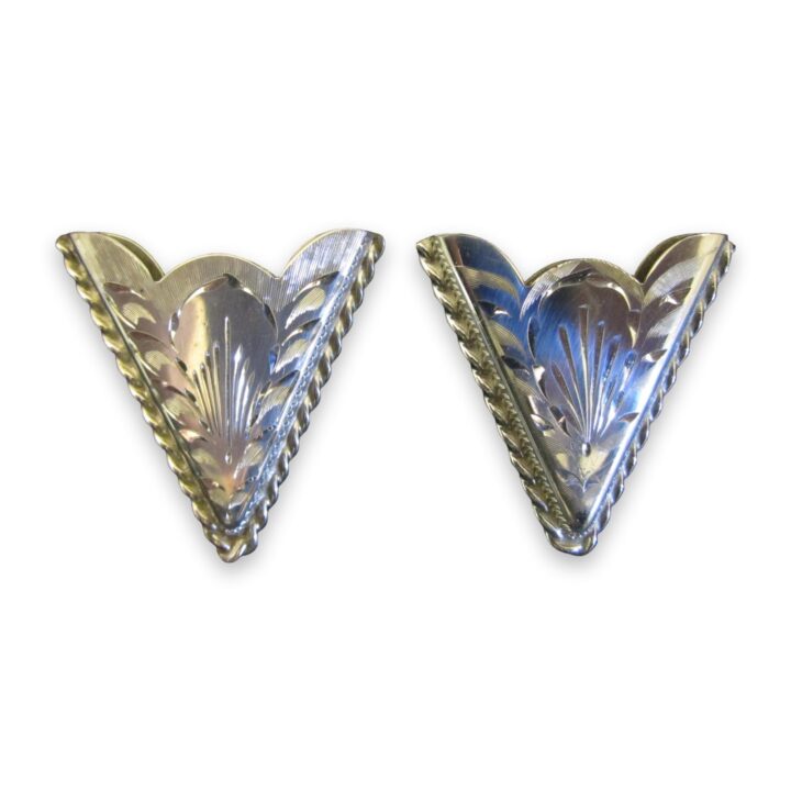 1″ Collar Tips, on a white background