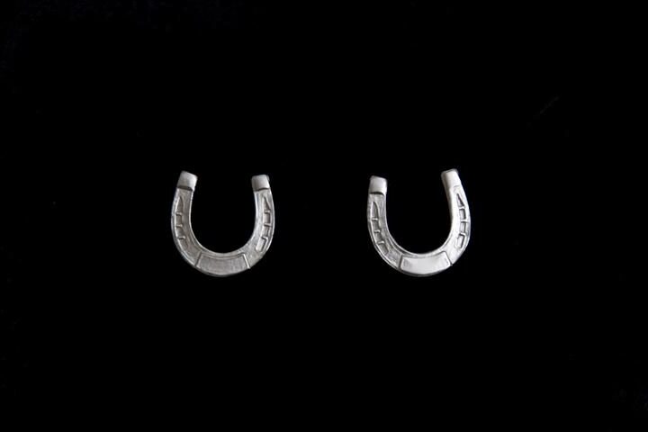 3/8" Sterling Horseshoe Earring