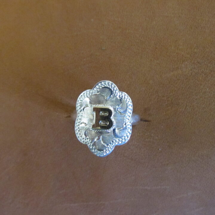 9/16" X 3/4" Scalloped Ring